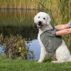 Trixie Hondendroogdoek Met Handvatten -Honden Benodigdheden Winkel trixie hondendroogdoek met handvatten 180736 1500 none